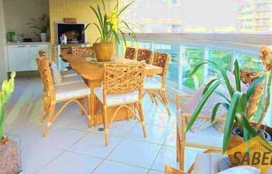 Imagem: O apartamento possui 4 Dormitórios, 3 Banheiros, 2 Vagas na