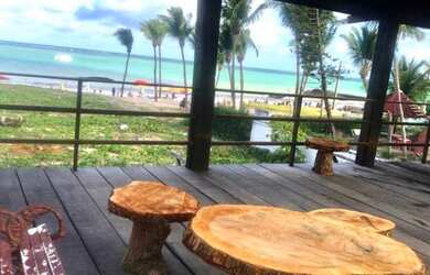 Imagem: A casa possui 3 Dormitórios, 2 Banheiros, 3 Vagas na garagem