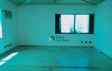 Imagem: O depósito possui 1 Vaga na garagem, 36m² de Área e está