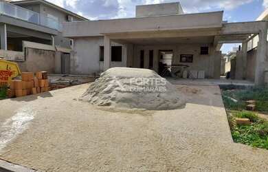 Imagem: A casa em condomínio possui 3 Dormitórios, 5 Banheiros, 4