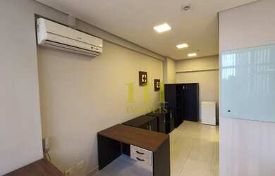 Imagem: O depósito possui 1 Vaga na garagem, 30m² de Área, Imóvel