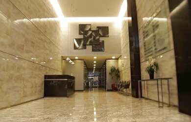 Imagem: O depósito possui 3 Vagas na garagem, 171m² de Área e está