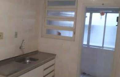 Imagem: O apartamento possui 1 Dormitório, 1 Banheiro, 1 Vaga na garagem