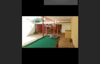 Imagem: A casa possui 2 Dormitórios, 2 Banheiros, 1 Vaga na garagem