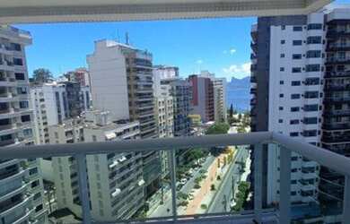 Imagem: O apartamento possui 3 Dormitórios, 1 Banheiro, 1 Vaga na garagem