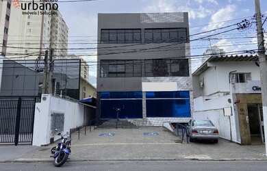 Imagem: O depósito possui 5 Vagas na garagem, 1.447m² de Área e