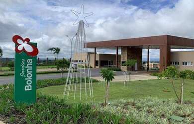 Imagem: O terreno possui 300m² de Área e está localizado em Jardins