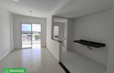 Imagem: O apartamento possui 2 Dormitórios, 2 Banheiros, 2 Vagas na