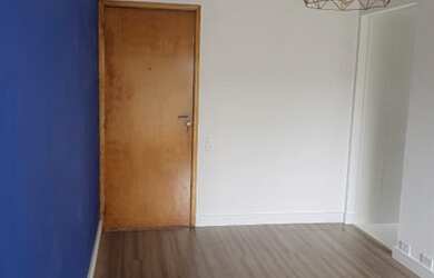 Imagem: O apartamento possui 1 Dormitório, 1 Banheiro, 1 Vaga na garagem