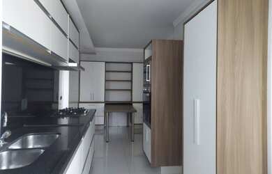 Imagem 3: Apartamento. Piscina, Churrasqueira, VarandaeGuarda roupa