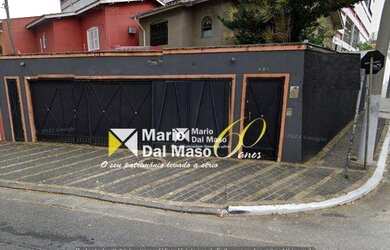 Imagem: O depósito possui 2 Vagas na garagem e 160m² de Área e está