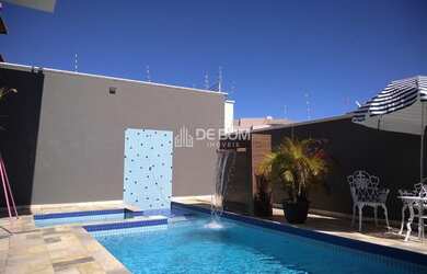 Imagem 4: Casa no Jardim Europa. Piscina, Churrasqueira, VarandaeÁrea de serviço