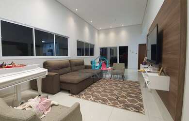 Imagem: A casa em condomínio possui 3 Dormitórios, 4 Banheiros, 4