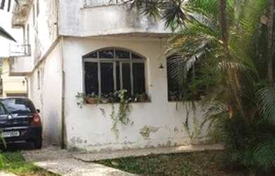 Imagem: O terreno possui 460m² de Área e está localizado em Campestre