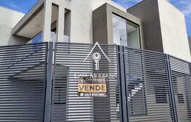 Imagem: A casa possui 2 Dormitórios, 1 Banheiro, 2 Vagas na garagem