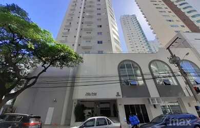 Imagem: O apartamento possui 2 Dormitórios, 2 Banheiros, 2 Vagas na