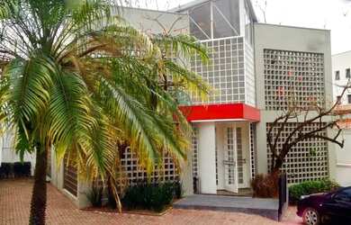 Imagem: O depósito possui 1012m² de Área e está localizado em Pinheiros