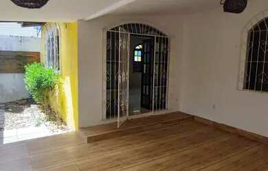 Imagem: A casa em condomínio possui 2 Dormitórios, 2 Banheiros, 2