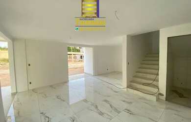 Imagem: A casa em condomínio possui 3 Dormitórios, 2 Banheiros, 2