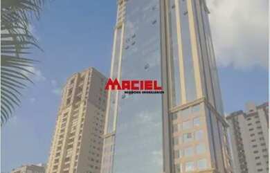 Imagem: O depósito possui 3 Vagas na garagem, 110m² de Área e está