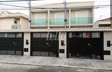 Imagem: A casa possui 3 Dormitórios, 3 Banheiros, 5 Vagas na garagem