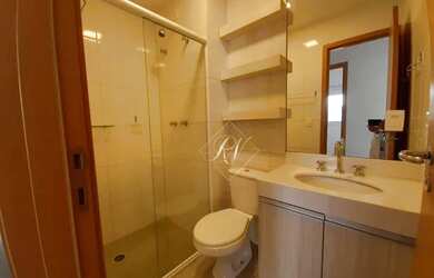 Imagem 8: IMPECÁVEL, ANDAR ALTO! Belíssimo Apartamento com 02 dormitórios, andar alto, sacada na sal