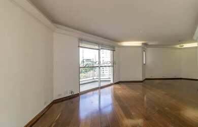 Imagem: O apartamento possui 3 Dormitórios, 3 Banheiros, 2 Vagas na