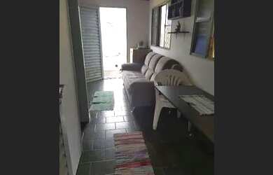 Imagem: A casa em condomínio possui 1 Dormitório, 1 Banheiro, 2 Vagas
