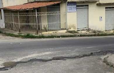 Imagem 9: Casa e área comercial à venda na Rua Laudicineia Gusmão em Vitória da Conquista