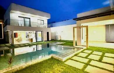 Imagem: A casa em condomínio possui 3 Dormitórios, 2 Banheiros, 4