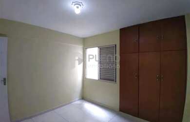 Imagem: O apartamento possui 2 Dormitórios, 2 Banheiros, 70m² de Área