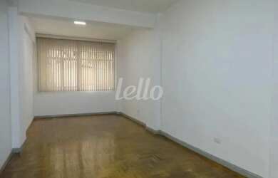 Imagem: O depósito possui 76m² de Área e está localizado em Centro