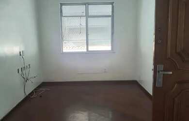 Imagem: O apartamento possui 2 Dormitórios, 1 Banheiro, 74m² de Área