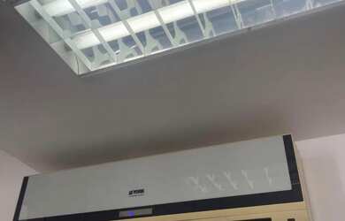 Imagem: O depósito possui 40m² de Área e está localizado em Catete