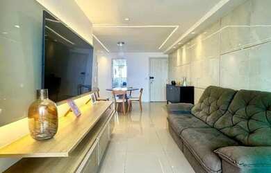 Imagem: O apartamento possui 3 Dormitórios, 3 Banheiros, 2 Vagas na