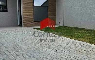 Imagem: A casa possui 3 Dormitórios, 1 Banheiro, 2 Vagas na garagem