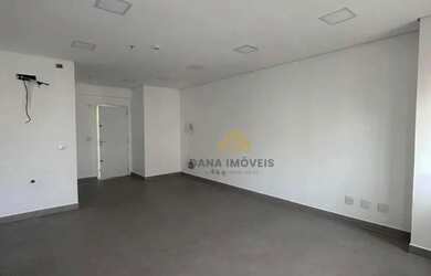 Imagem: O depósito possui 1 Vaga na garagem e 40m² de Área e está