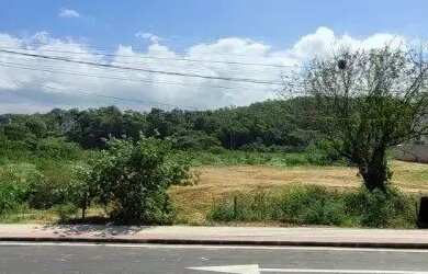 Imagem: O terreno possui 38000m² de Área e está localizado em Jucú