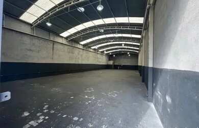 Imagem: GALPÃO P/ LOCAÇÃO 300 m² Jd Diamante