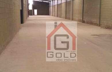 Imagem: O depósito possui 1.200m² de Área e está localizado em