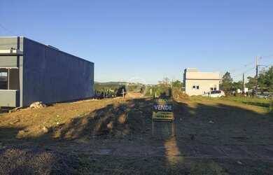 Imagem: O terreno possui 307m² de Área e está localizado em Campo