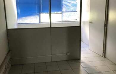 Imagem 11: Sala para alugar, 100 m² por R$ 2.000,00/mês - Ondina - Salvador/BA