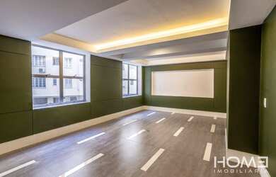 Imagem: O depósito possui 300m² de Área e está localizado em Centro