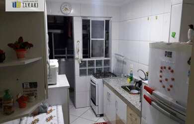 Imagem: O apartamento possui 2 Dormitórios, 1 Banheiro, 1 Vaga na garagem