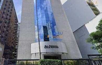 Imagem: O depósito possui 4 Vagas na garagem, 106m² de Área e está