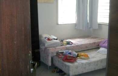 Imagem 2: República Mista Homem e mulher Centro de Niterói R$ 450,00