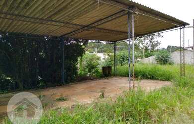 Imagem: O terreno possui 3.200m² de Área e está localizado em Tijuco