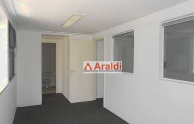 Imagem: O depósito possui 30m² de Área e está localizado em Santa