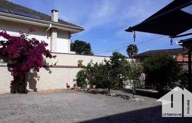 Imagem: A casa em condomínio possui 2 Dormitórios, 3 Banheiros, 2