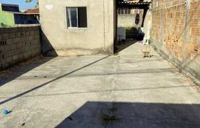 Imagem: O terreno possui 180m² de Área e está localizado em Jardim